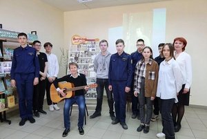 Литературная гостиная «Наполним музыкой сердца»