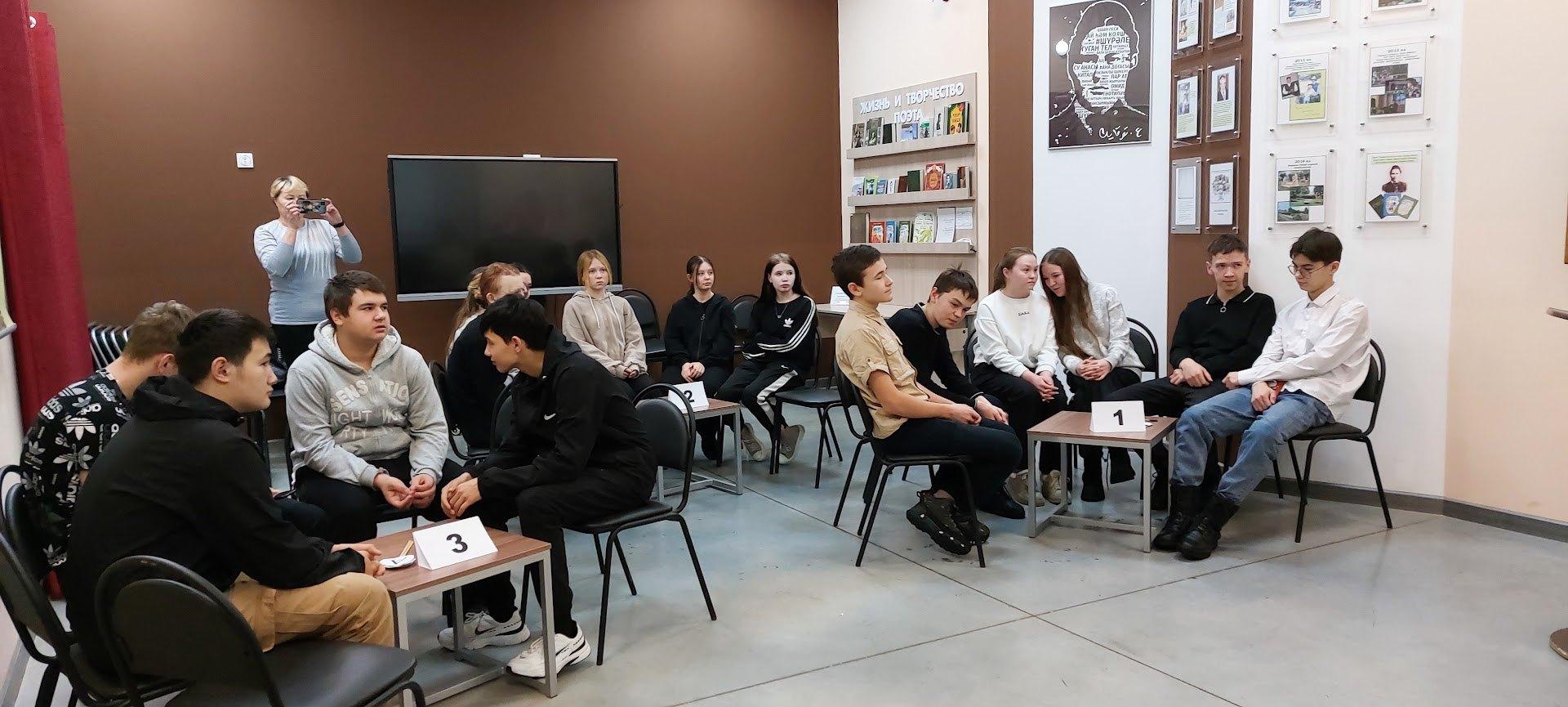 Интеллектуально-игровая программа «Школьный переполох»