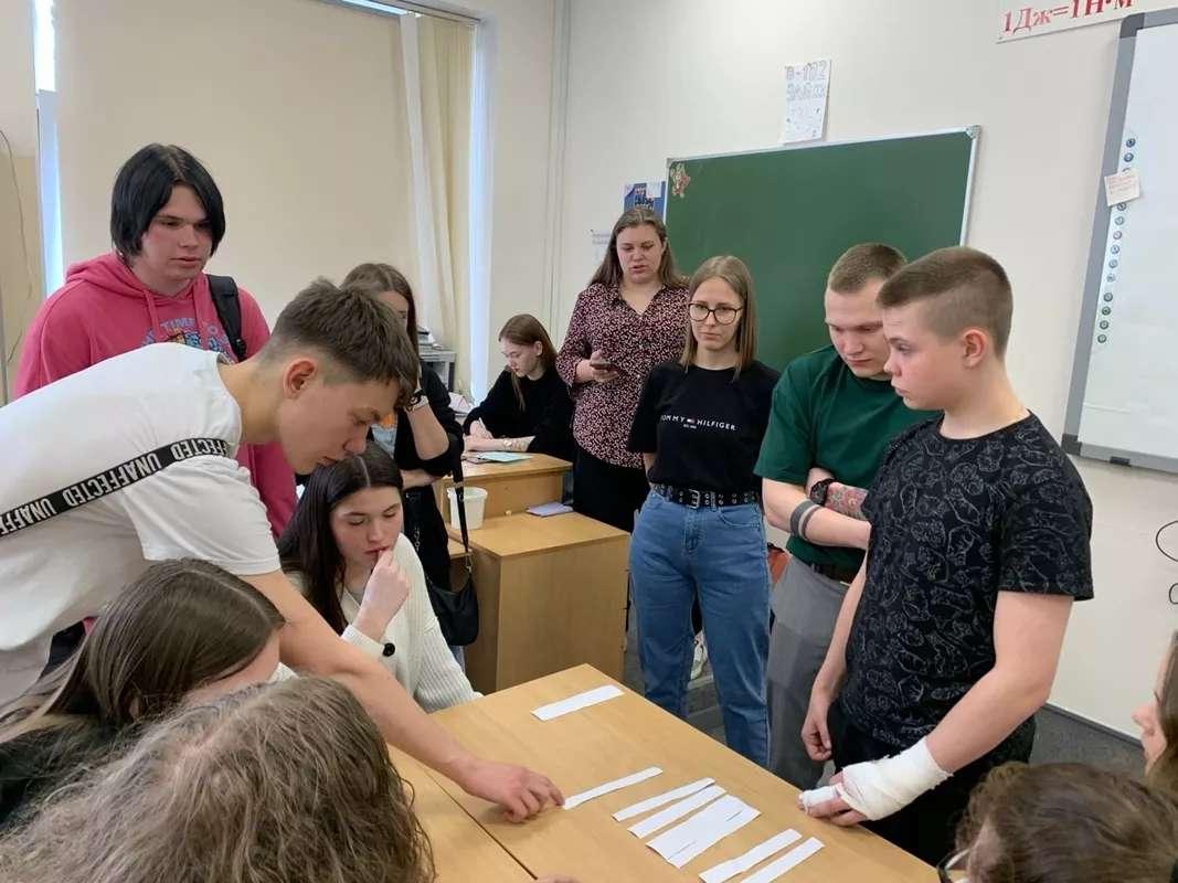 Патриотическая игра «Знать, чтобы помнить»