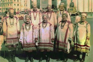 Программа «Путешествие в бабушкин сундук: расшифровываем наряд Подбужского хора»