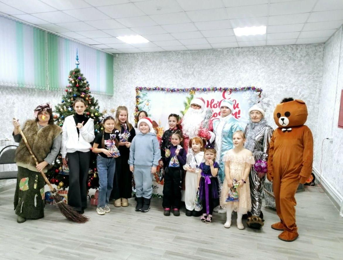 Программа «Наш веселый Новый год»