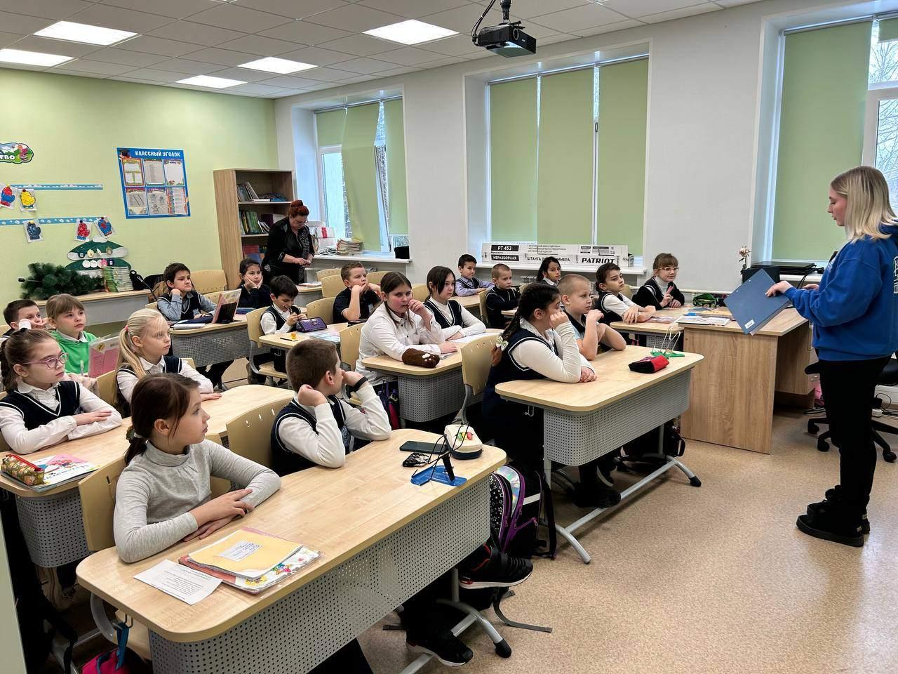 Информационный час «Избирательная система в России: история и современность»