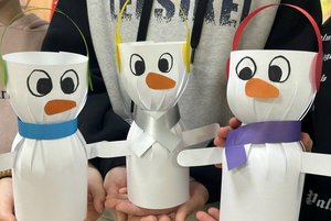 Мастер-класс «Новогодний снеговичок»