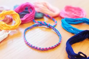 Мастер-класс «Браслет в технике макраме»