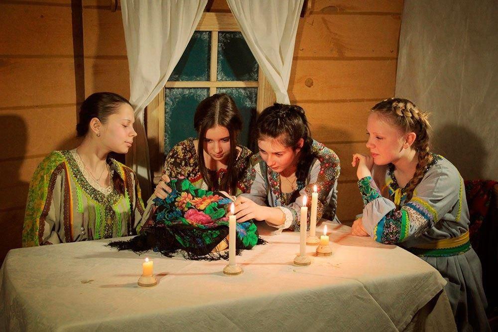 «Ах, святые вечера! Праздновать пришла пора»