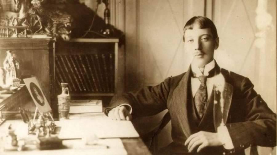 «…Я вольно выбрал мир наш строгий…»