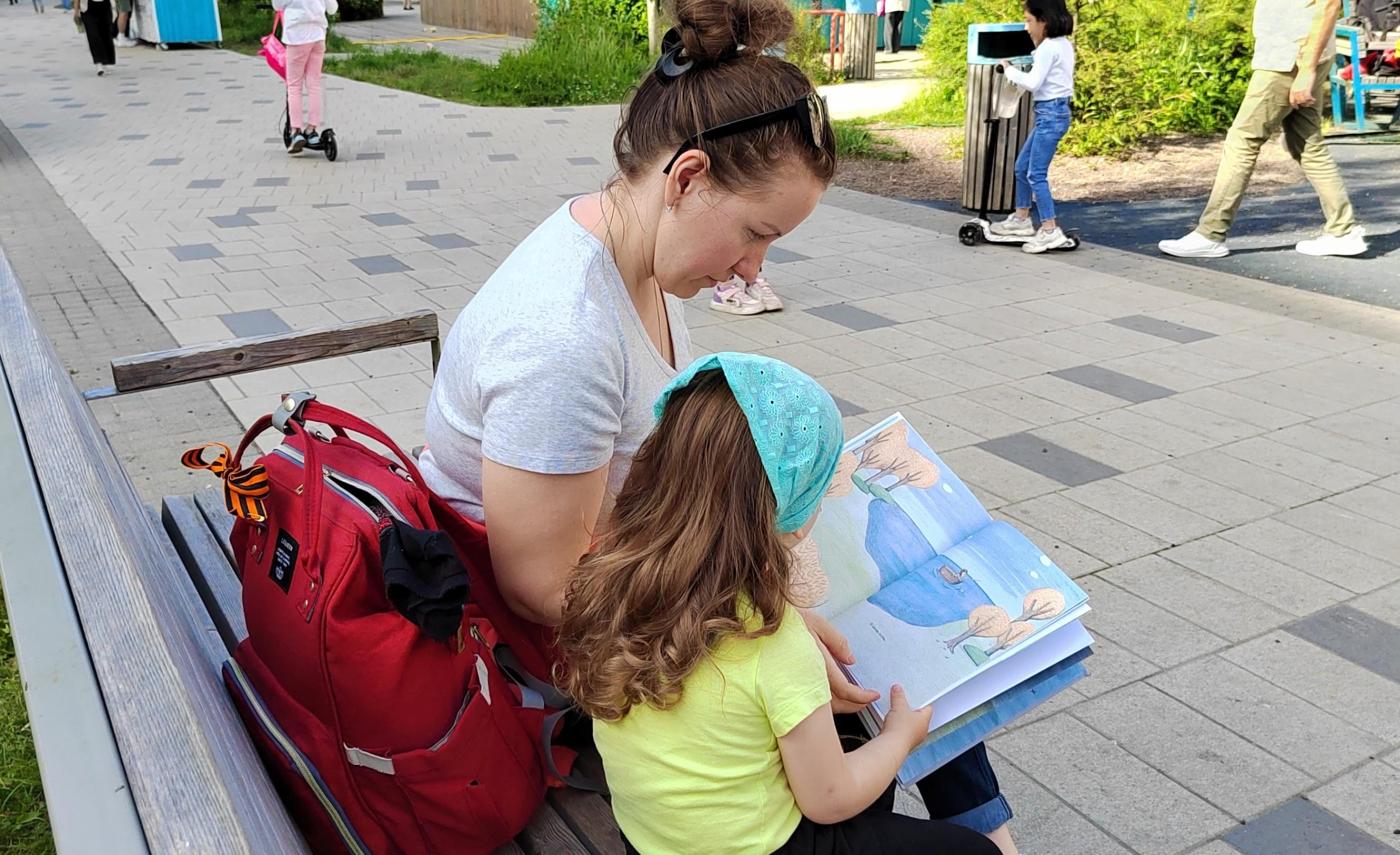 Книжная выставка «Кошки с книжной обложки»