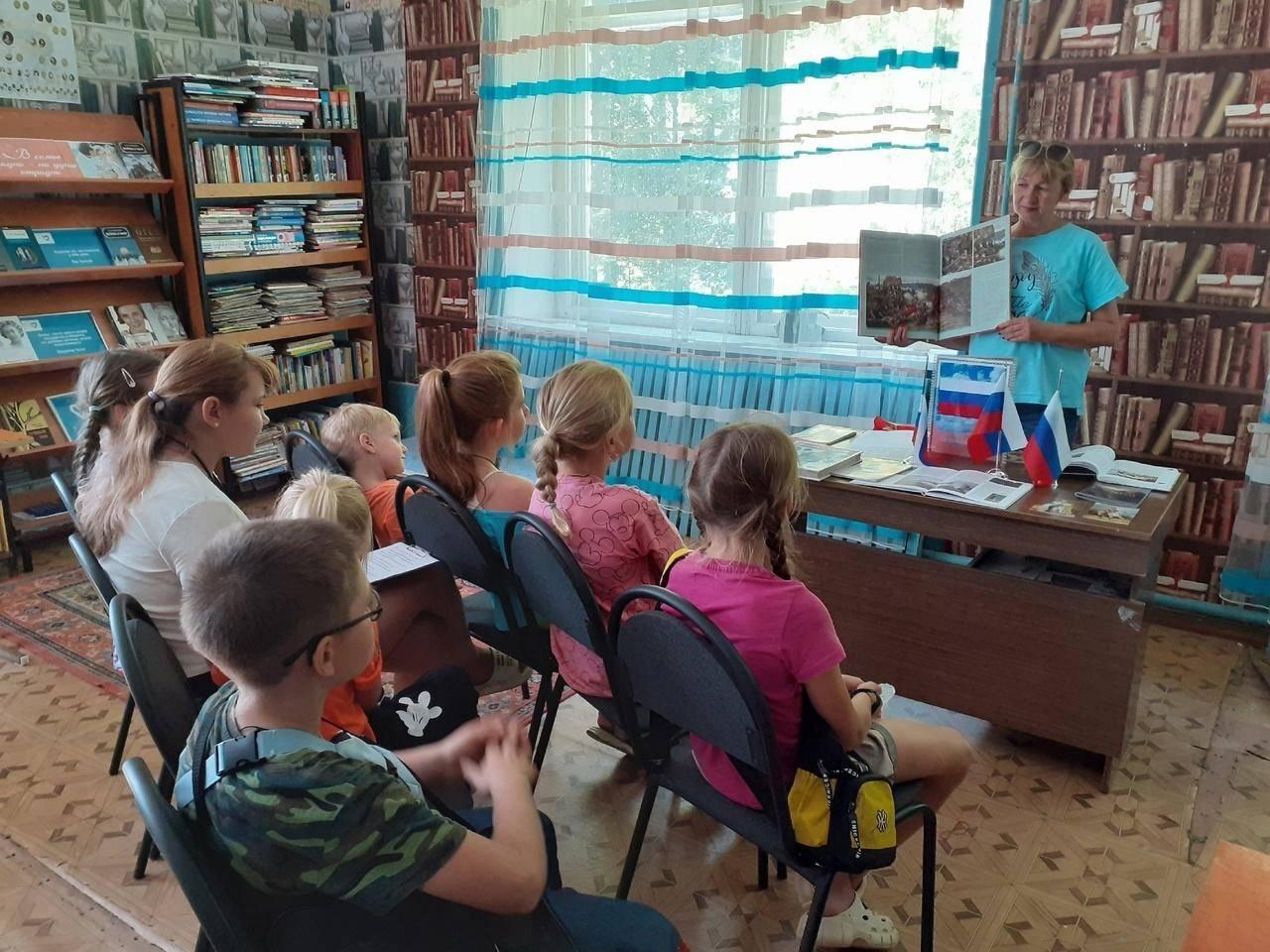 Патриотический час «Память сильнее времени»