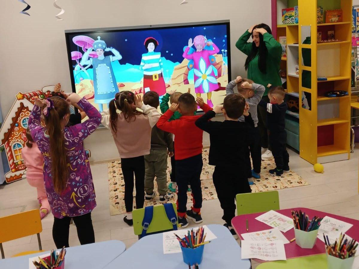 Творческая игротека «Забавные ребята»