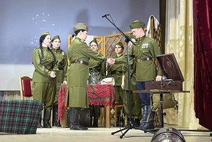 Спектакль «Ромео и Джульетта в солдатских шинелях»