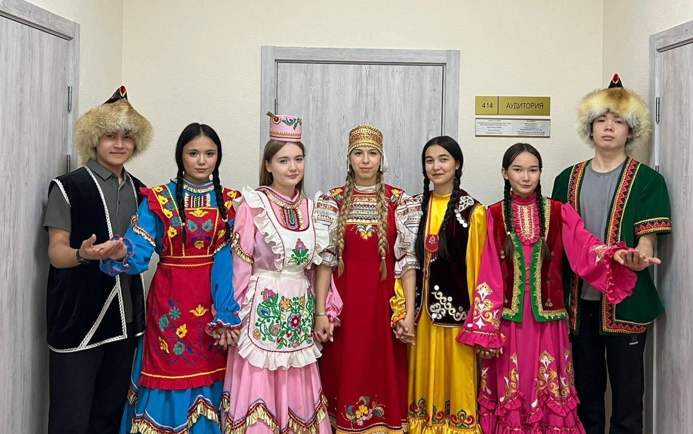 Программа «Национальный костюм – родник народного творчества»