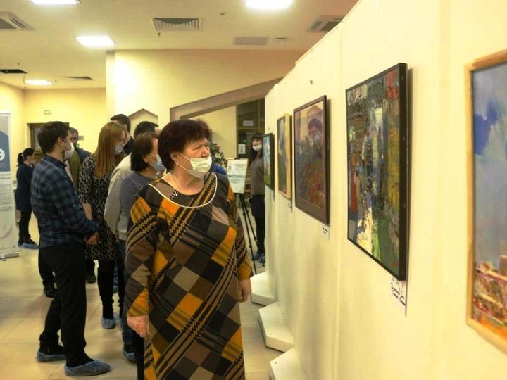 Выставка художественных работ участников Раифского арт-фестиваля «Соприкасание культур»