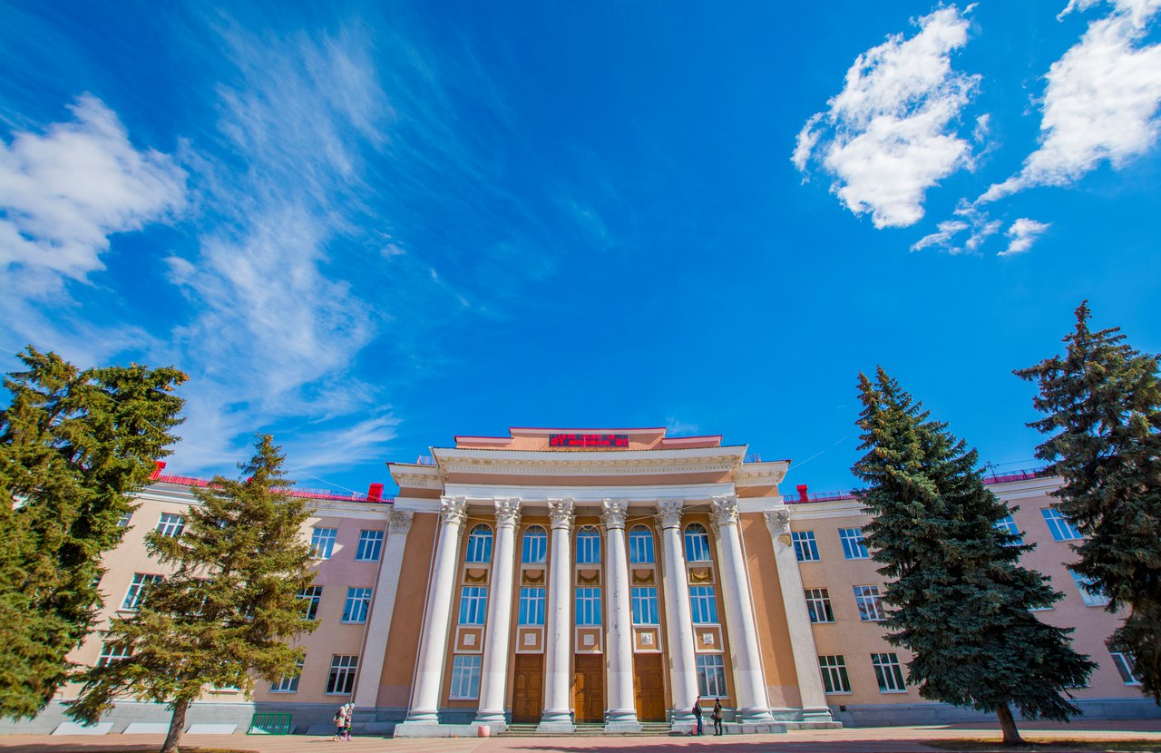 Театрально-концертный комплекс «Дворец культуры» г. Новокуйбышевска