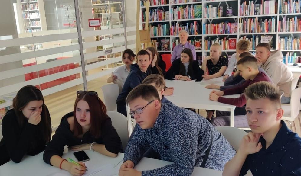 Командная интеллектуальная игра «Проще простого: #русскийязык»
