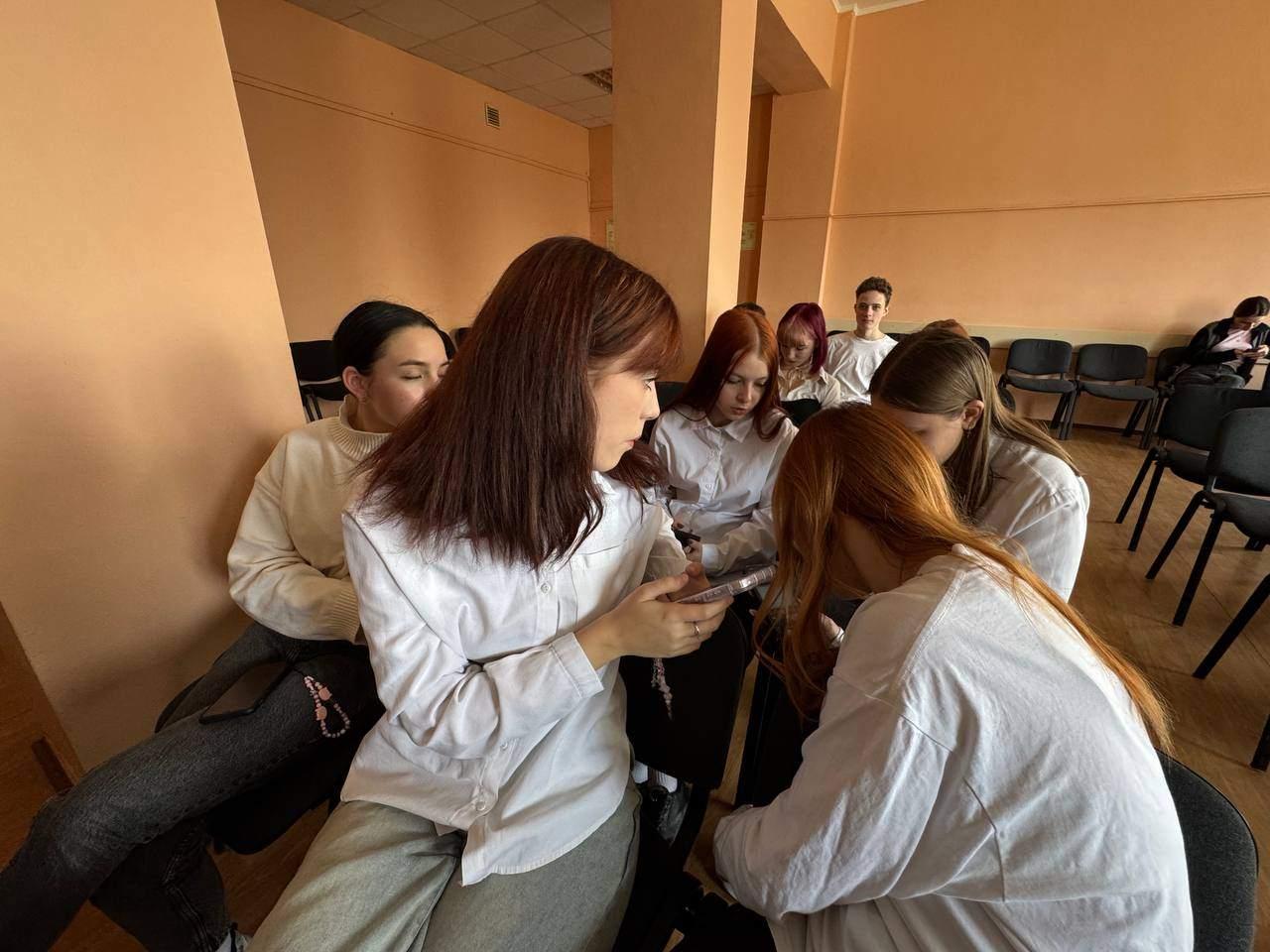 «За нами будущее»