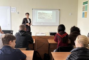 Интеллектуальная игра «Героев помним имена»