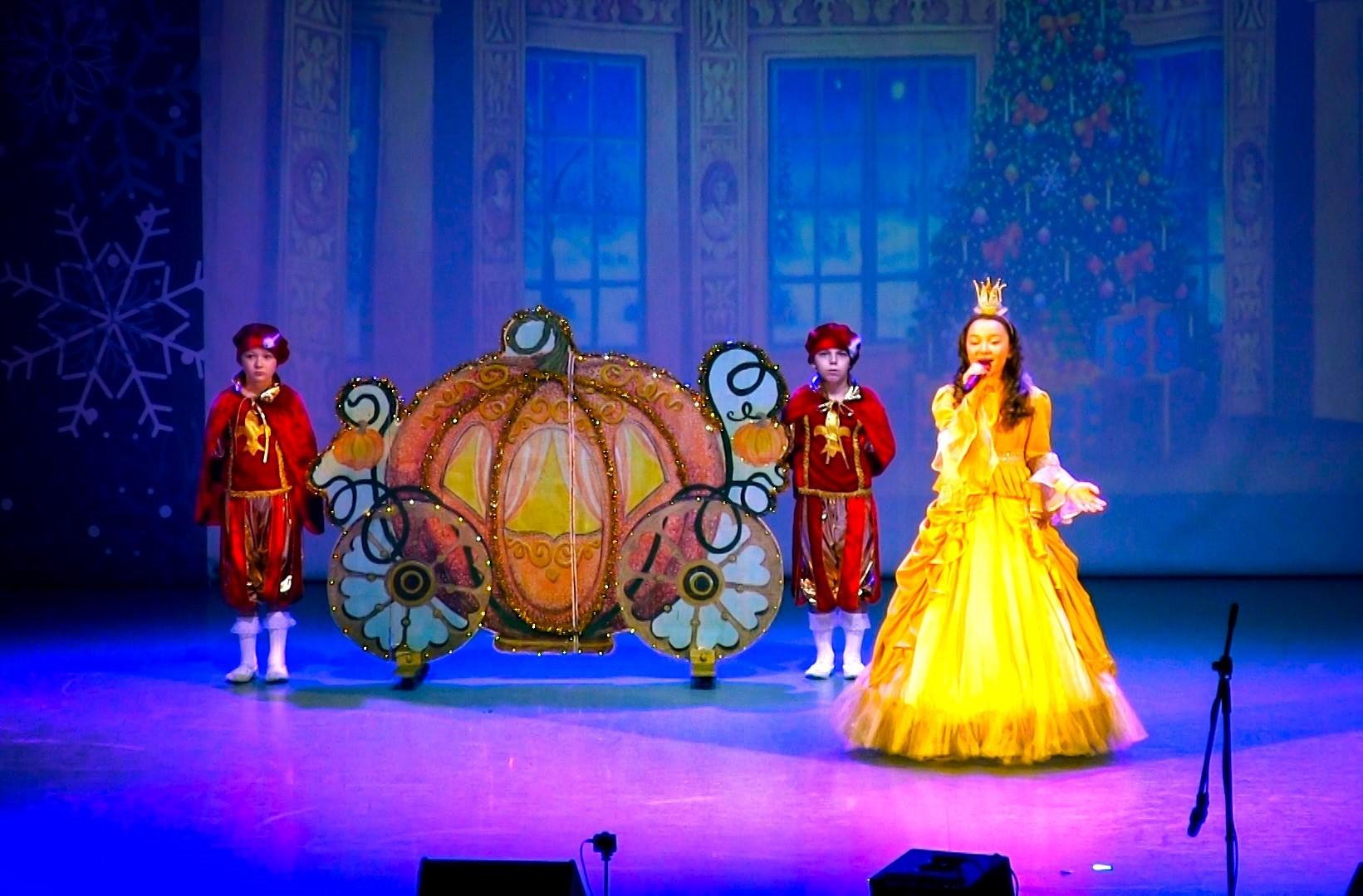 Фестиваль-конкурс детского и юношеского эстрадного творчества «Рождественские огоньки»