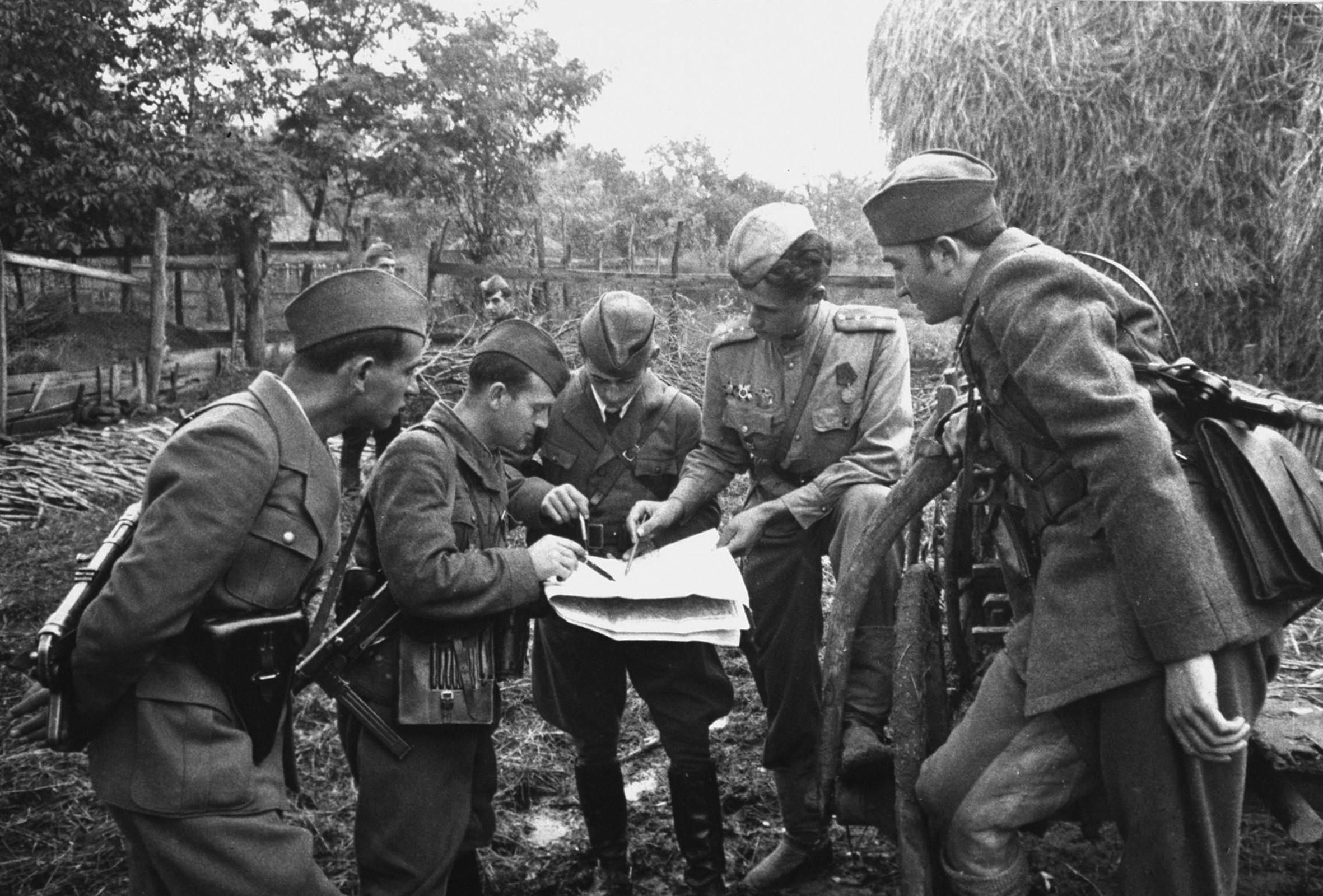 Выставка «Балканская хроника в объективе»