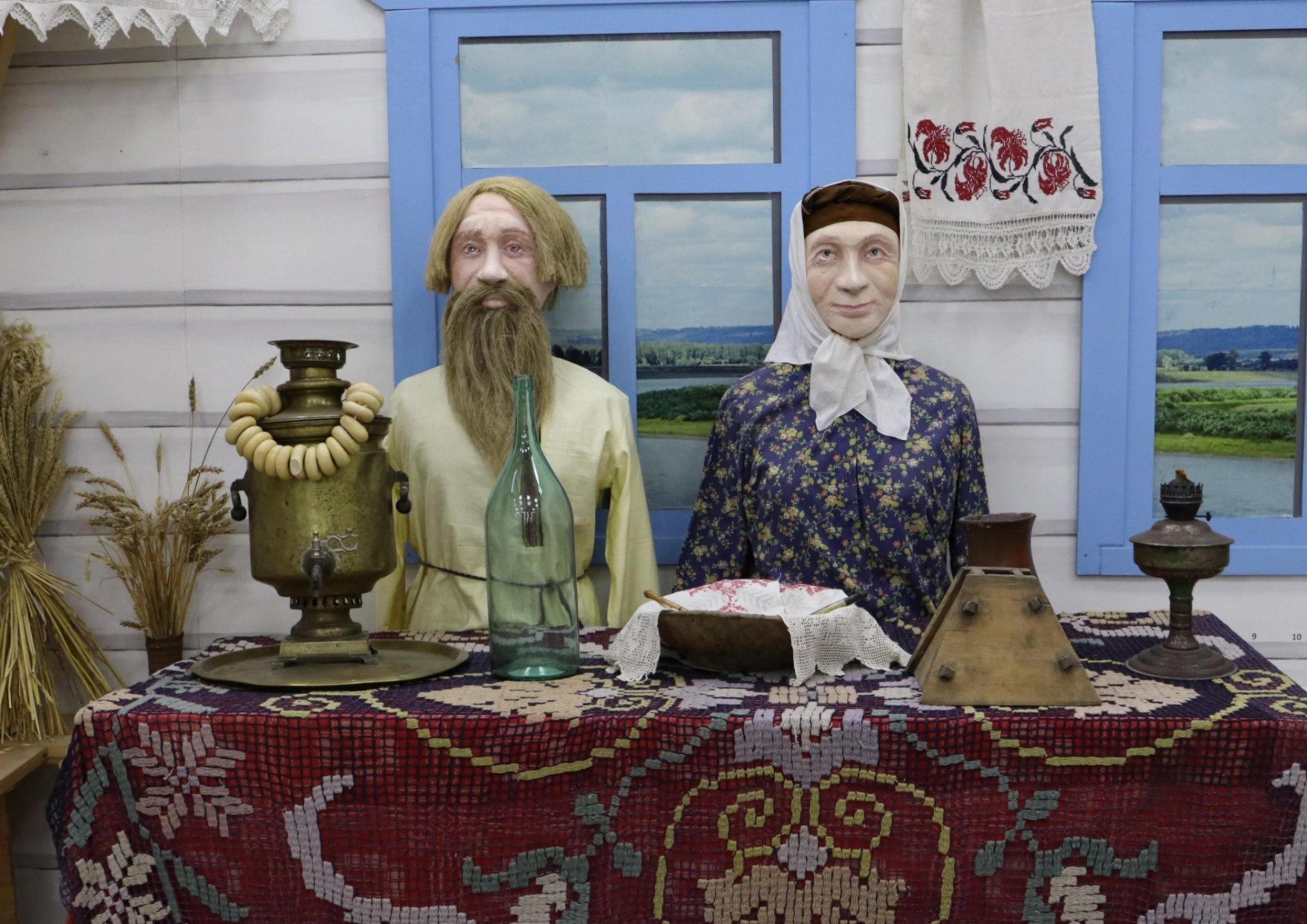 Выставка «По реке времени»