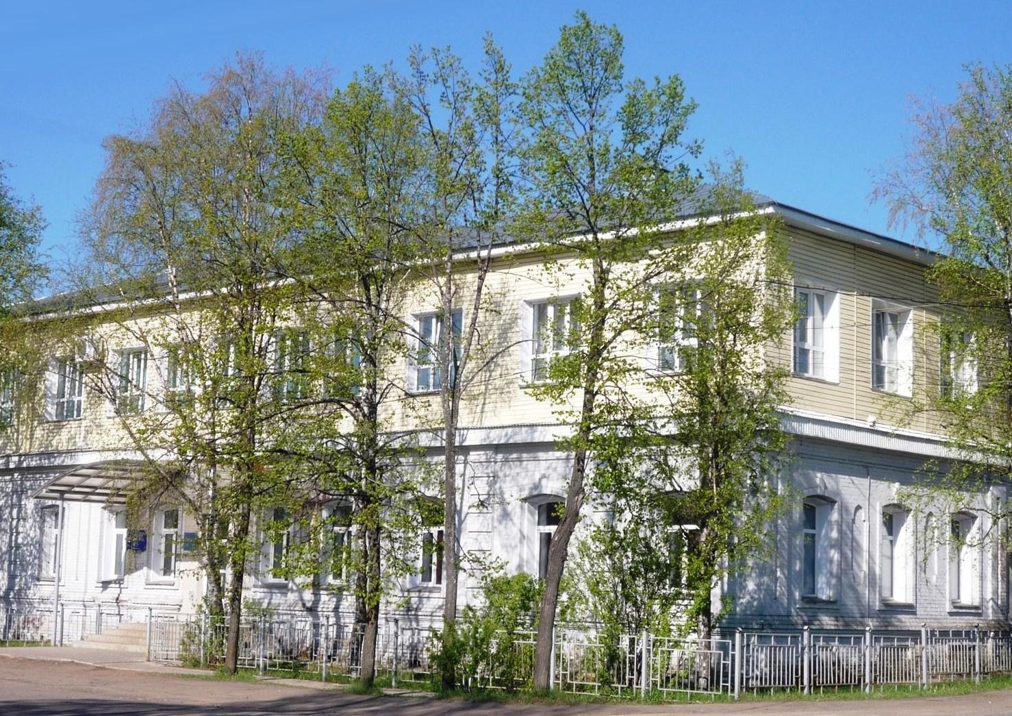 Белохолуницкая школа искусств