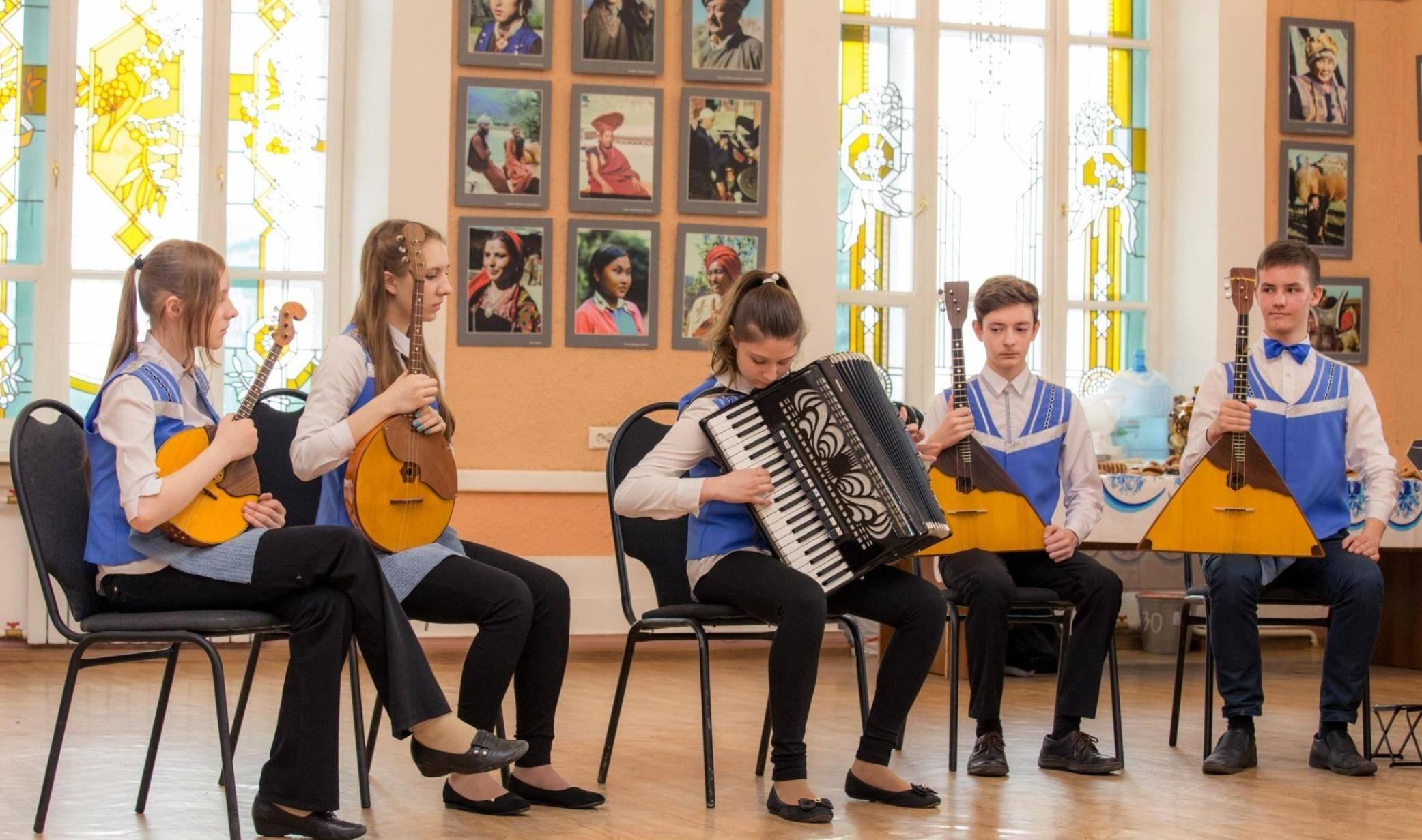 Тематическое творческое мероприятие «Мир творчества и вдохновения»