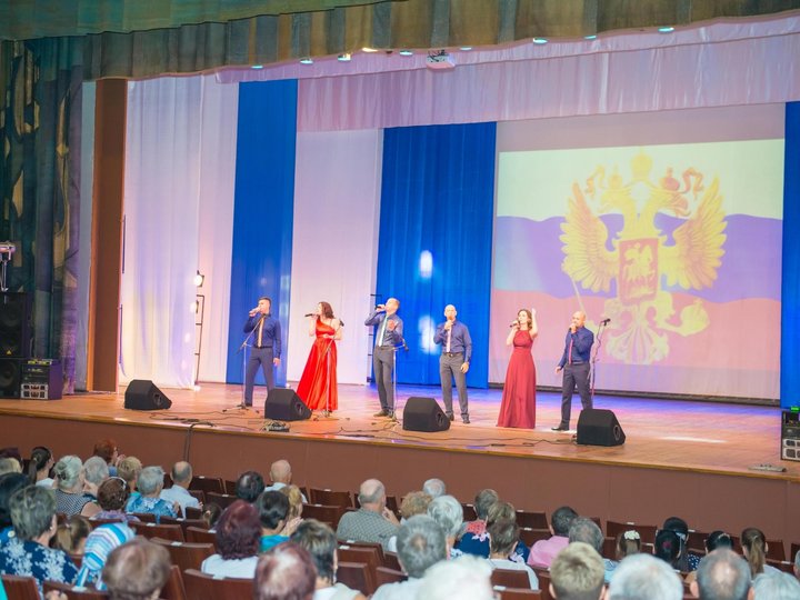 <small>Автор: КА "Сталинград-концерт".</small> <small>Источник: https://stalingradkoncert.ru/wp-content/uploads/2022/02/wpva70fkiq4-1024x684.jpg.</small>
