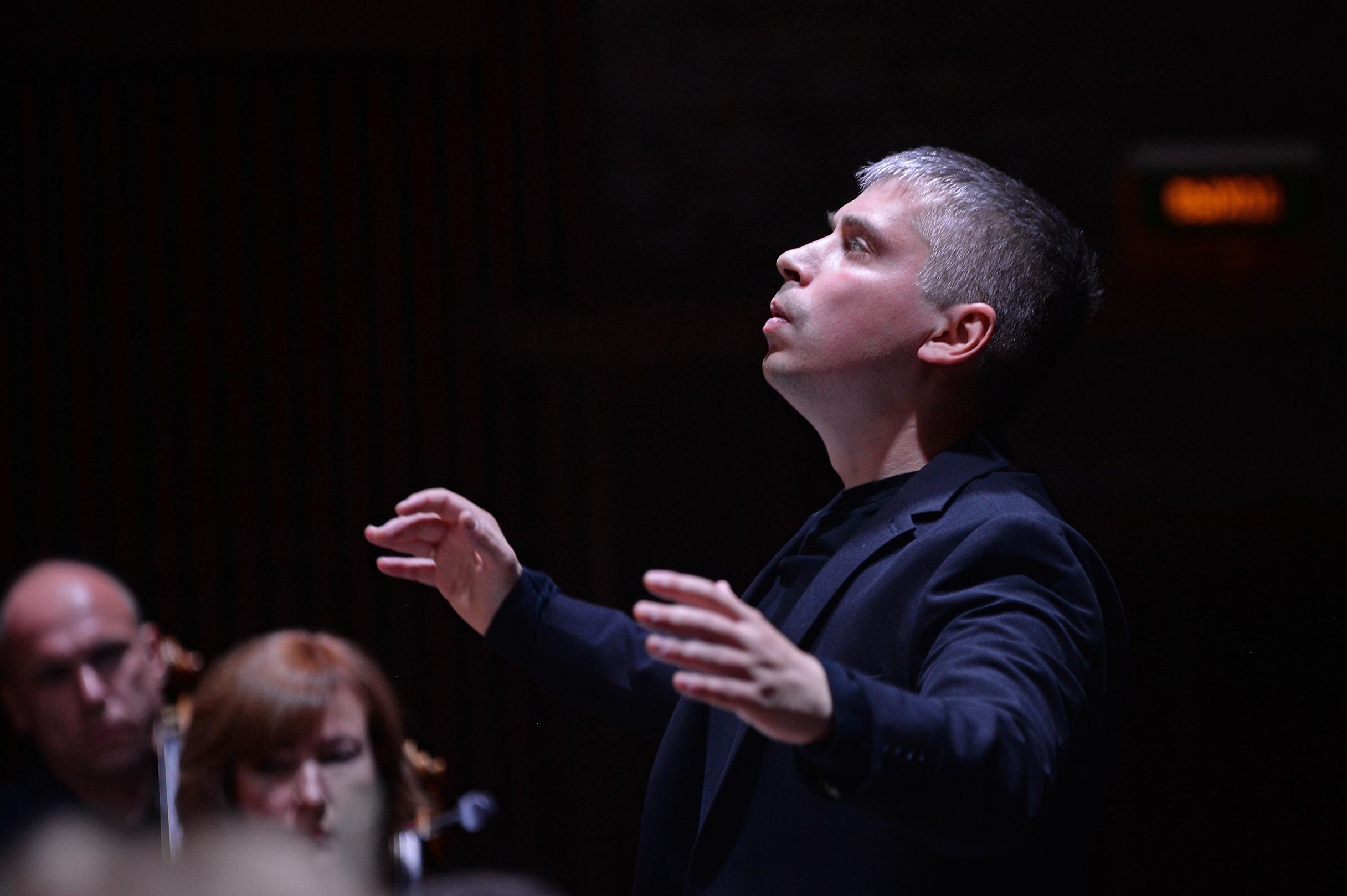 Концерт «Дивертисмент для струнного оркестра»