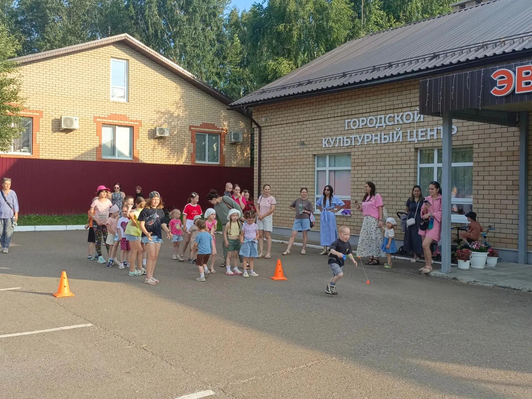 Спортивная программа по здоровому образу жизни «Спорт любить — здоровым быть!»