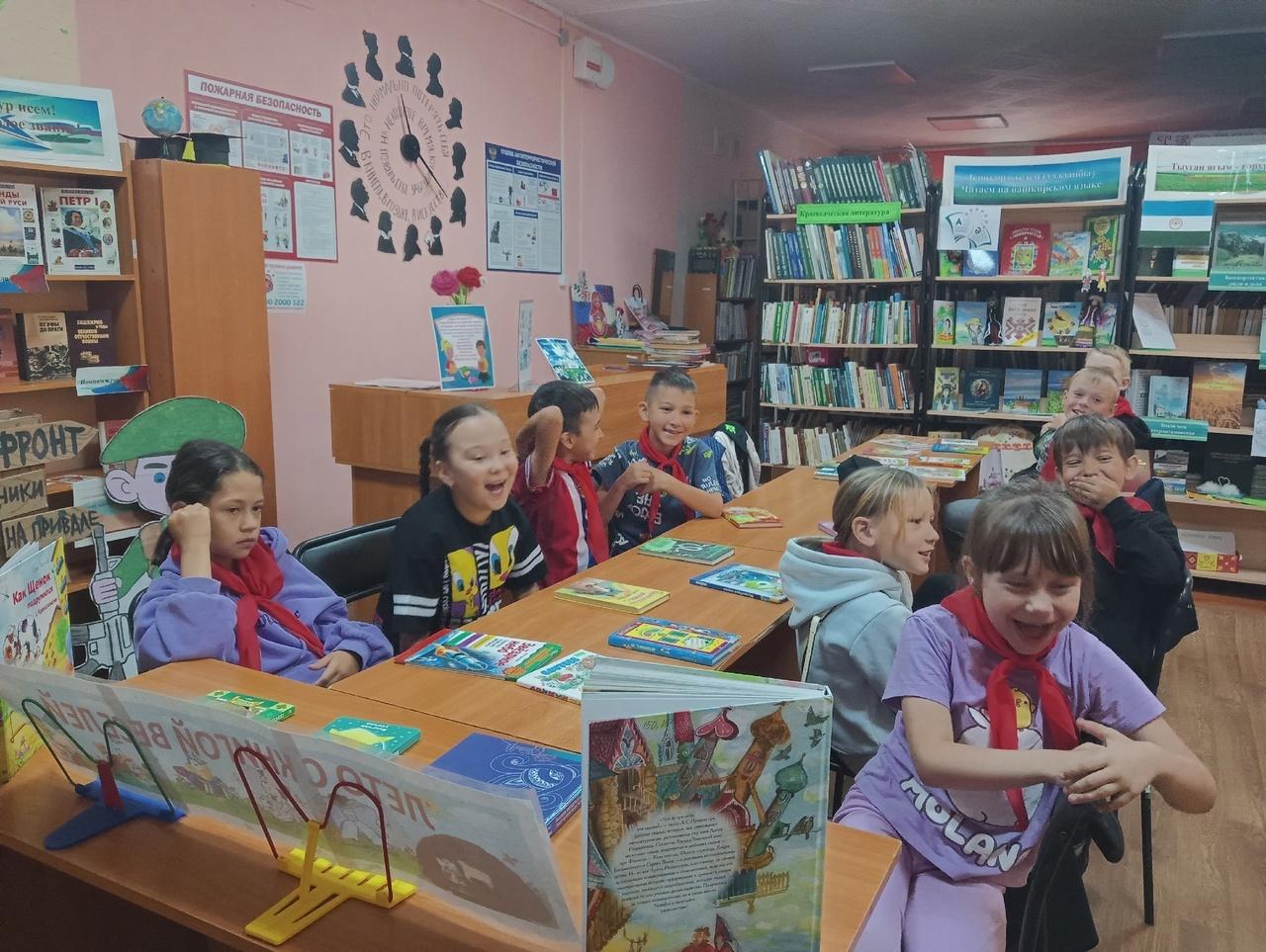 Книжный развал«Читали наши мамы, читали наши папы. теперь читаем мы»