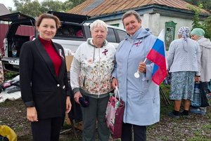 «Знай о коррупции и борись с ней» акция по раздаче буклетов.