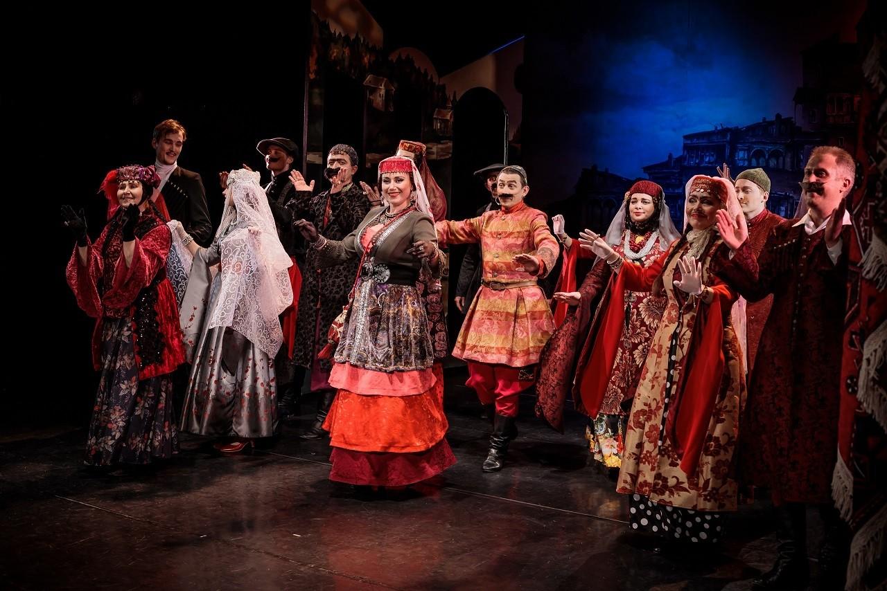 Спектакль «Ханума»