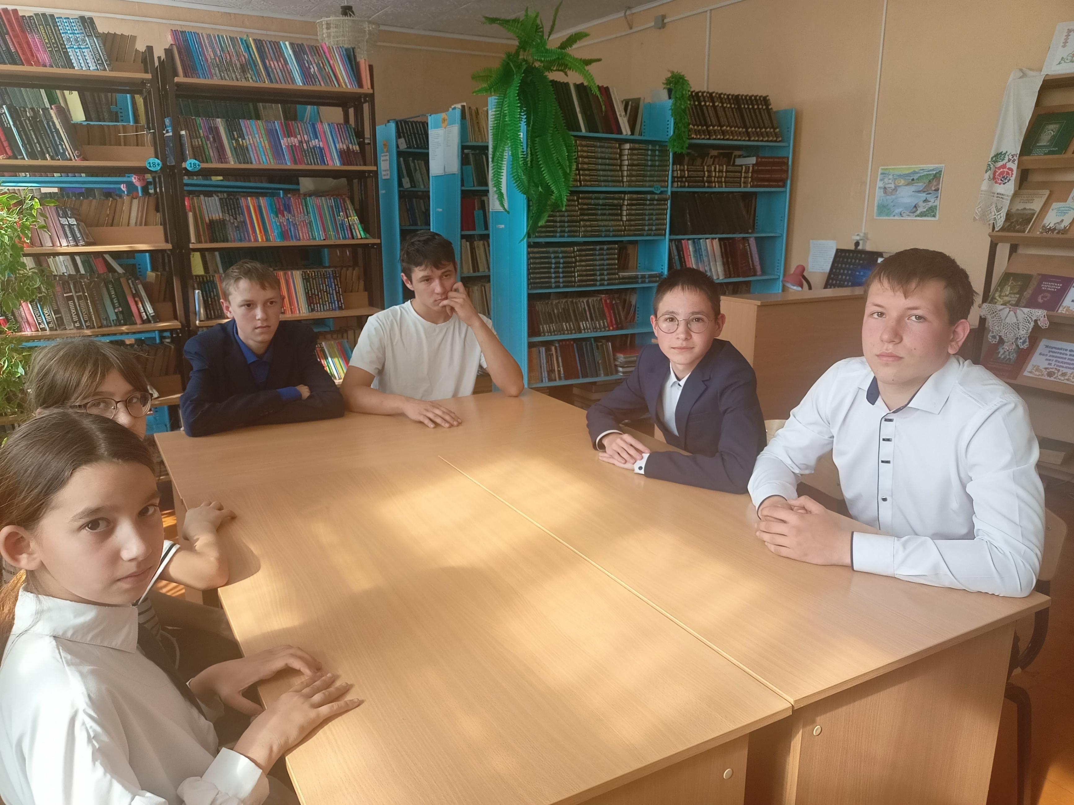 Литературный час «Гений сатиры»