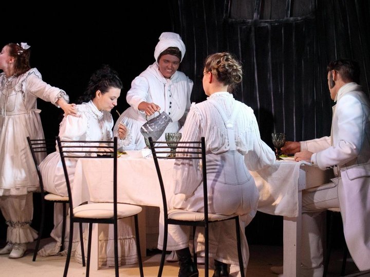 Спектакль «Сотворившая чудо» - Театр в Петрозаводске