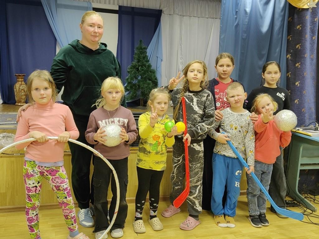 Конкурсно-развлекательная программа «Вместе веселей»