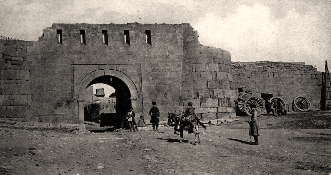 Фотовыставка «Дербент. Время в фотографиях»