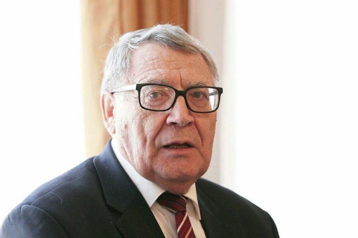 Юбилейная программа «85 лет народному поэту Радифу Гаташу»