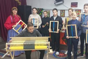 Мастер-класс «В гости к ткацкому станку»