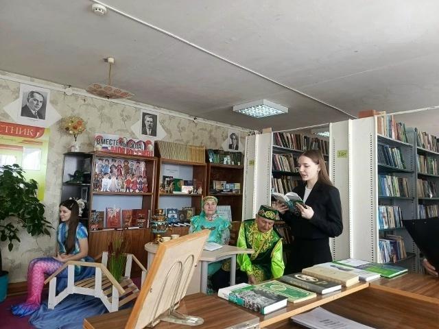 Час поэзии «Строки, рожденные сердцем»