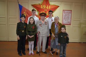 Театрализованная постановка «Равнение на героев Отечества»