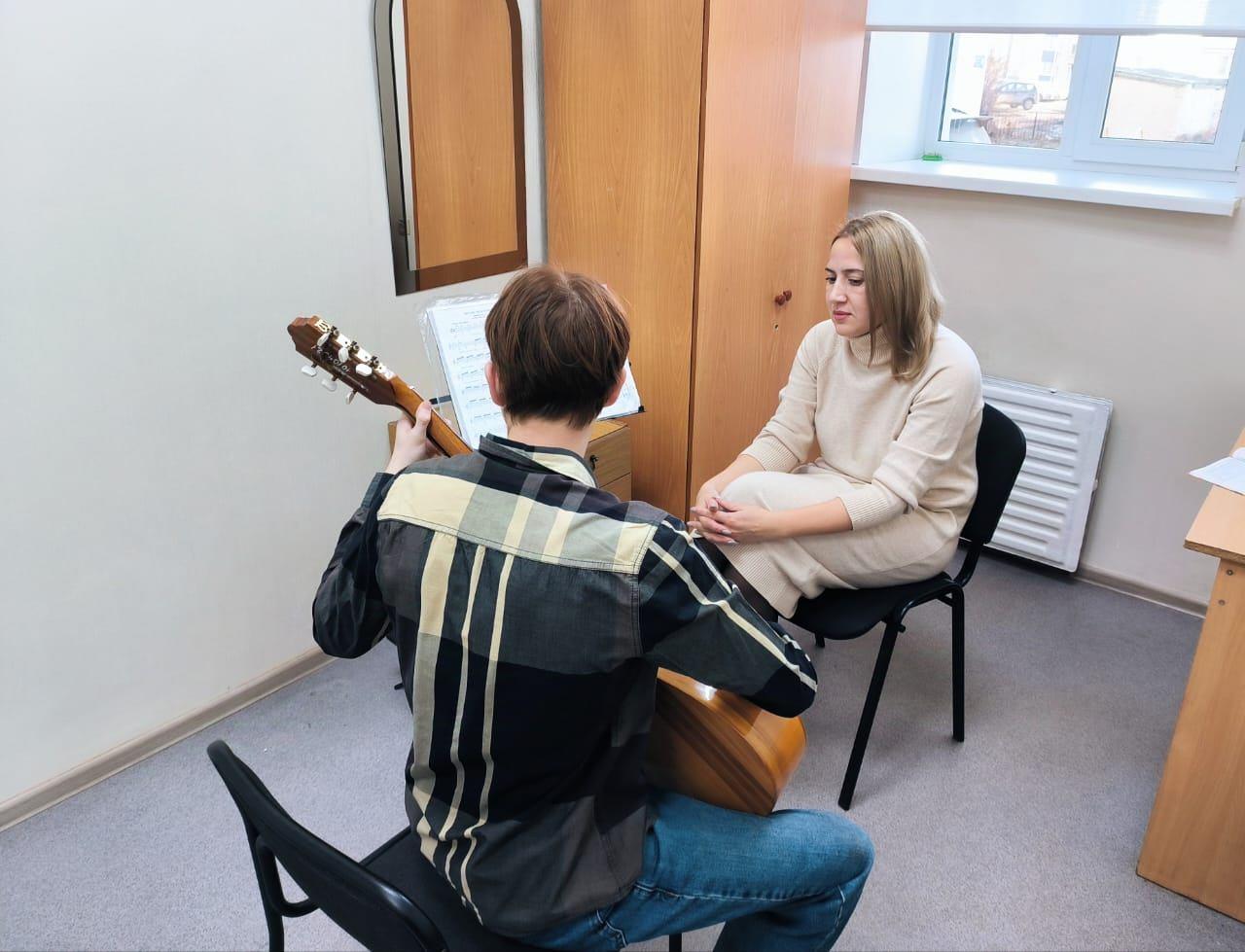 Мастер-класс «Безнотная грамота для гитаристов. Урок №6. Арпеджио, прием игры»