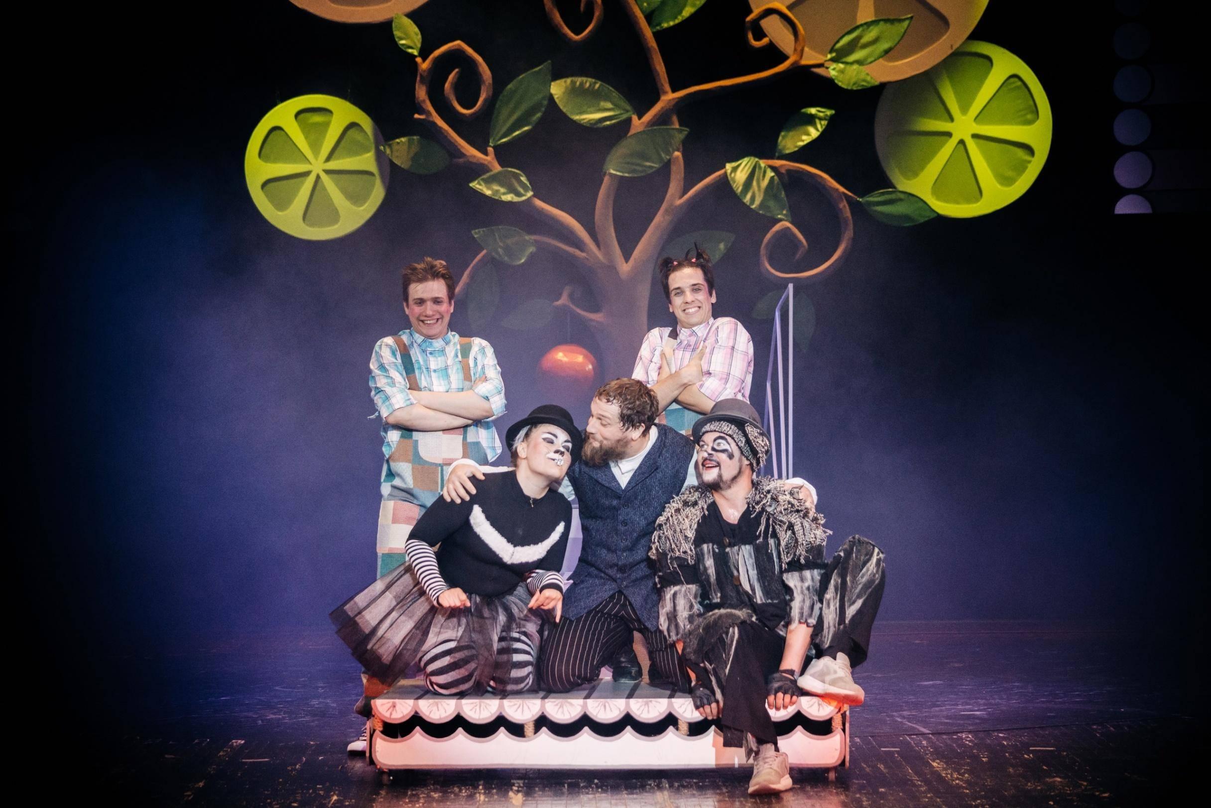 Спектакль «Волшебное кольцо»