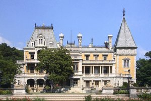 Основная экспозиция Дворца Александра III в Массандре