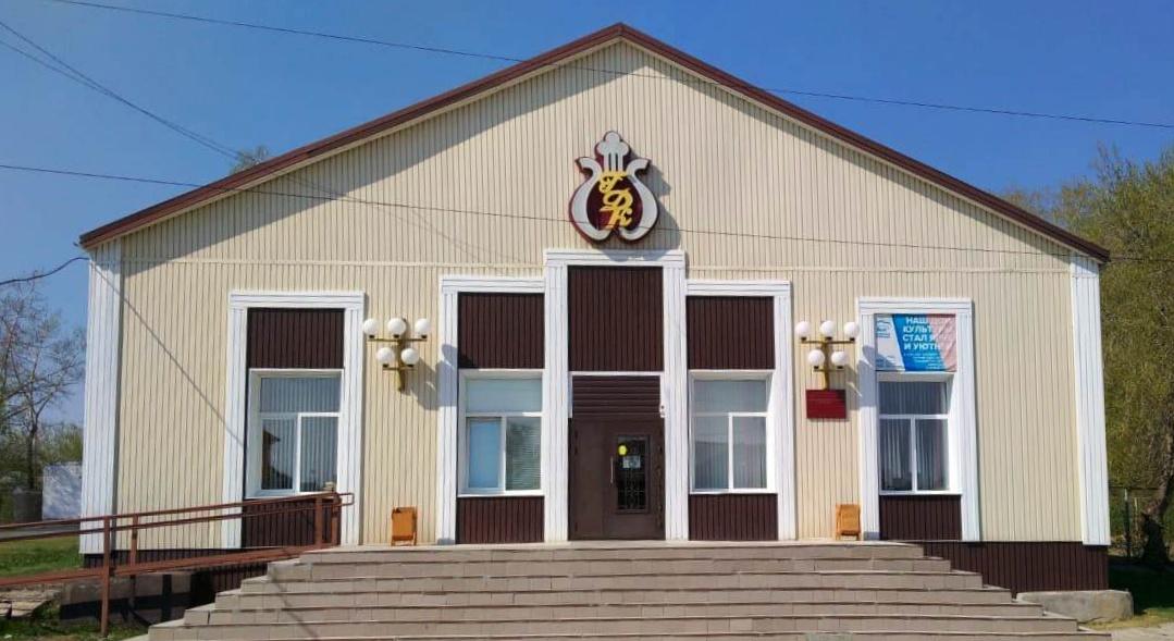 Центр культурного развития г. Шарыпово на пл. Революции