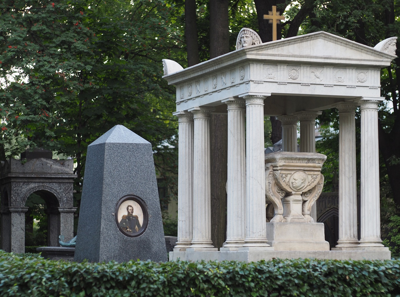 александро невская лавра в санкт петербурге некрополь