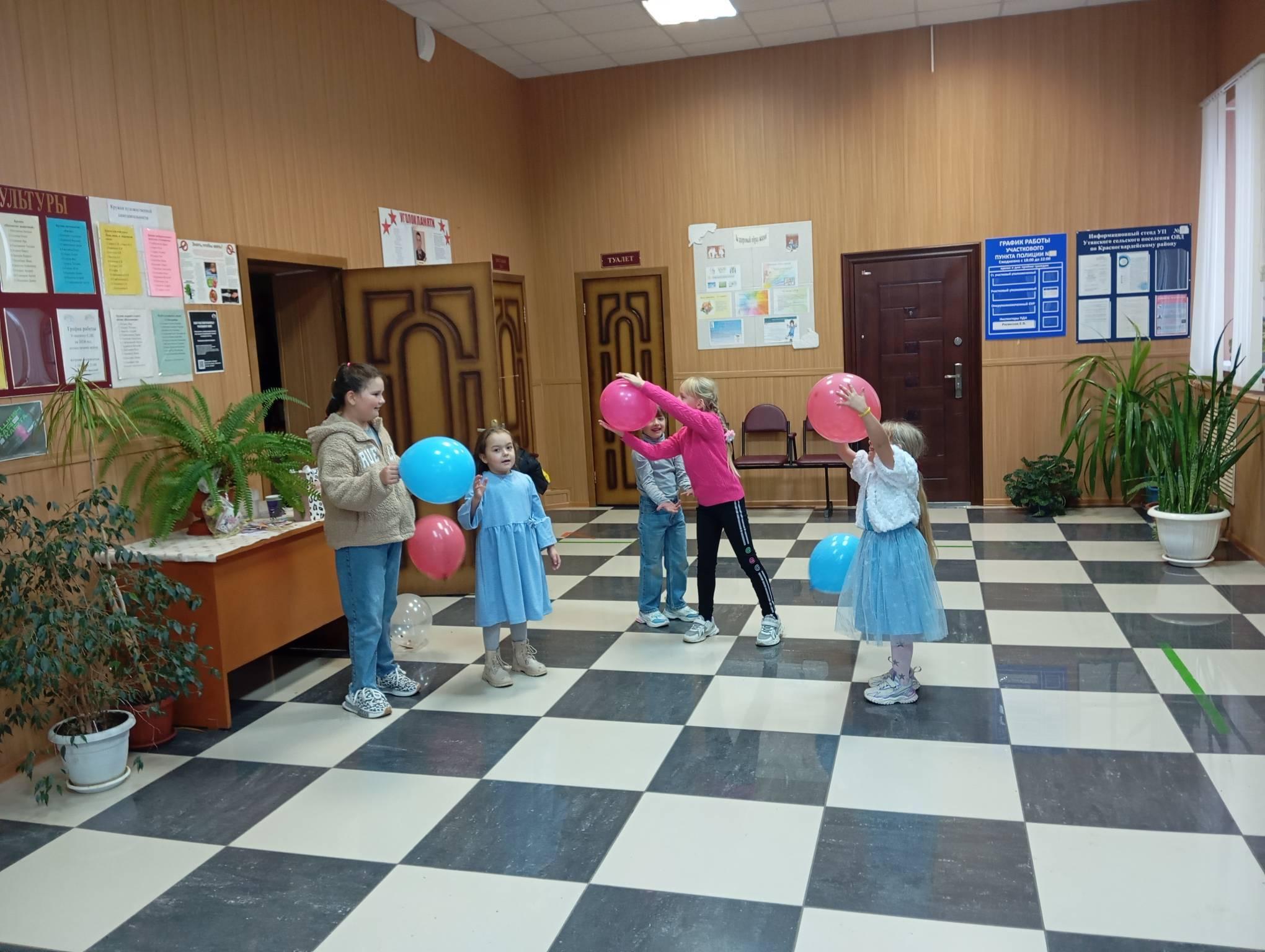 Игровая программа «Час веселых затей»