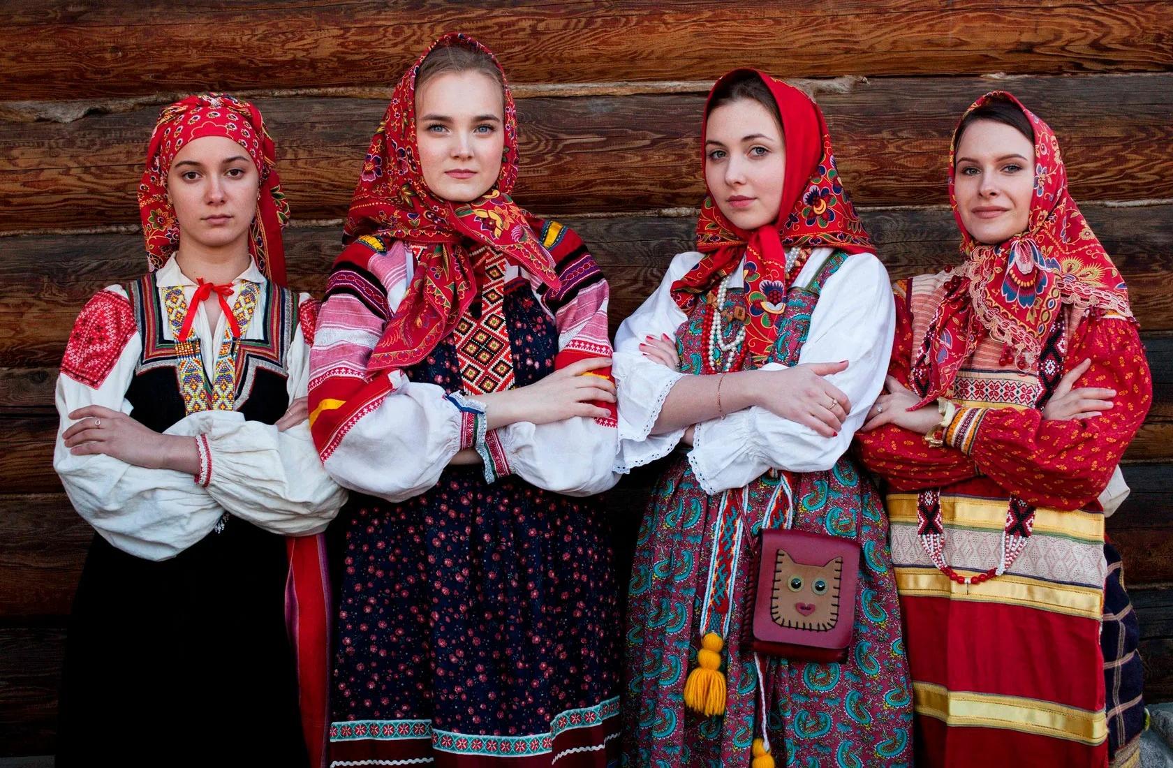 Программа «Живая нить народного костюма»