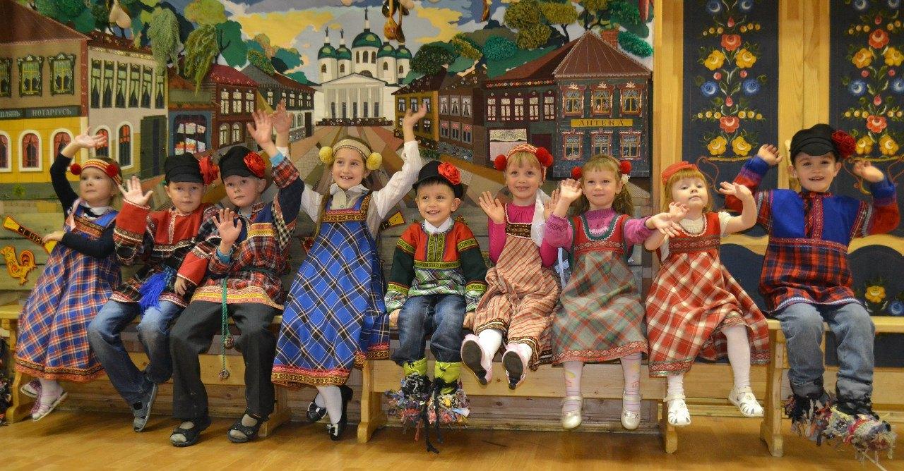 День рождения по-русски.