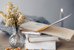 Книжная выставка «Стихов пленительная сладость...»