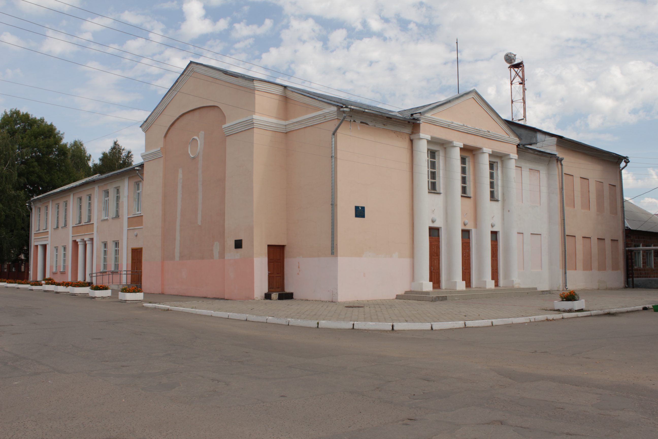 Годовой дом культуры. Ряжск Рязанская область Ряжск улица Карла Маркса. Дом культуры Ряжск Рязанская обл. Ряжск ДК. Районный дом культуры Ряжск.