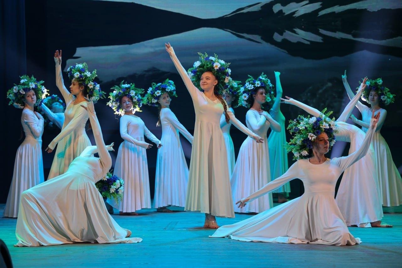 Концерт «Живи танцуя»